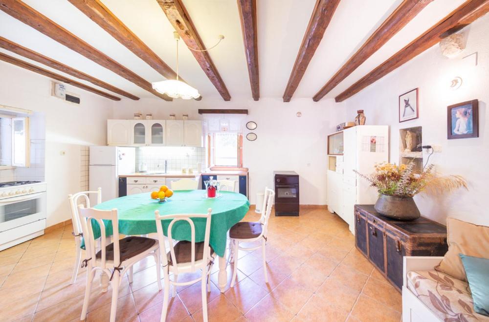 Holiday Home Burba 코미자 외부 사진