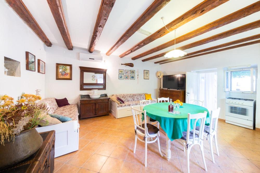 Holiday Home Burba 코미자 외부 사진
